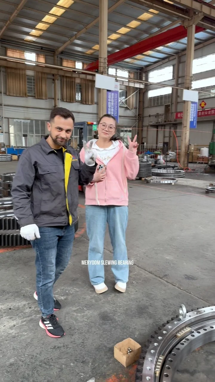 Our foreign customers, who are also our partners, come to our factory to learn about the production and…