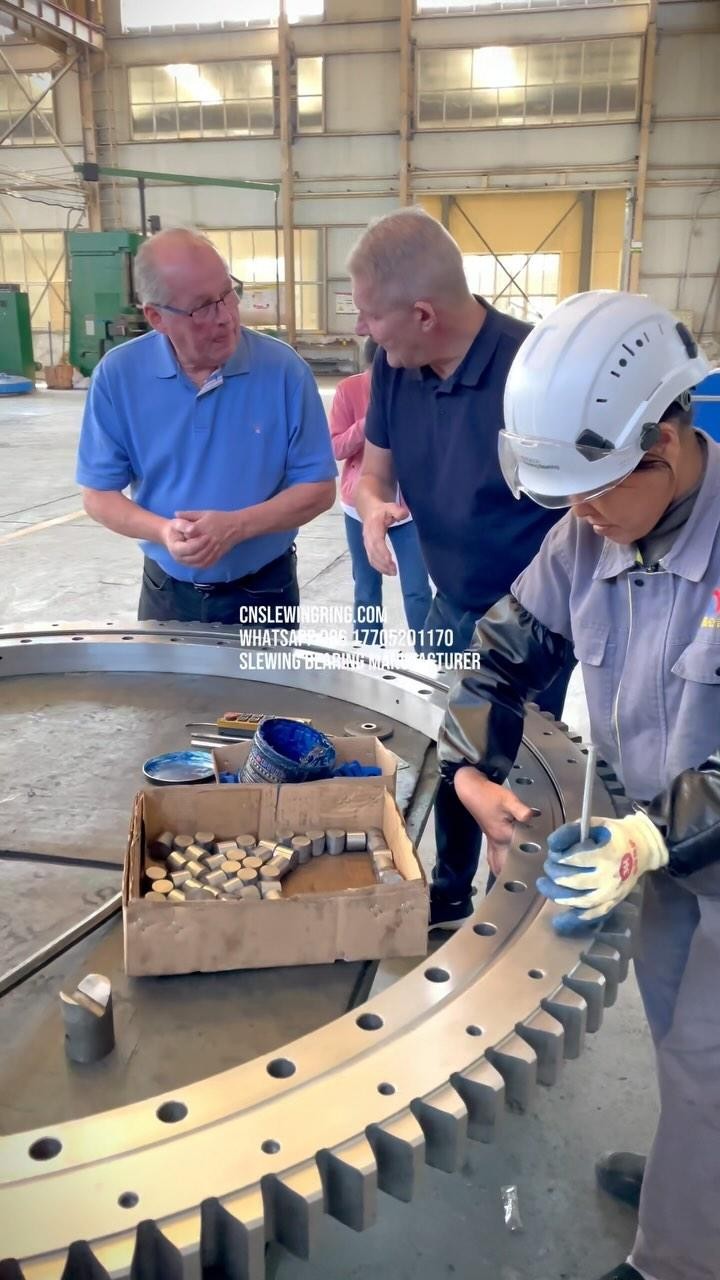 Our long-standing client from Northern Europe needs to order a batch of cross-roller structure slewing bearings that can…