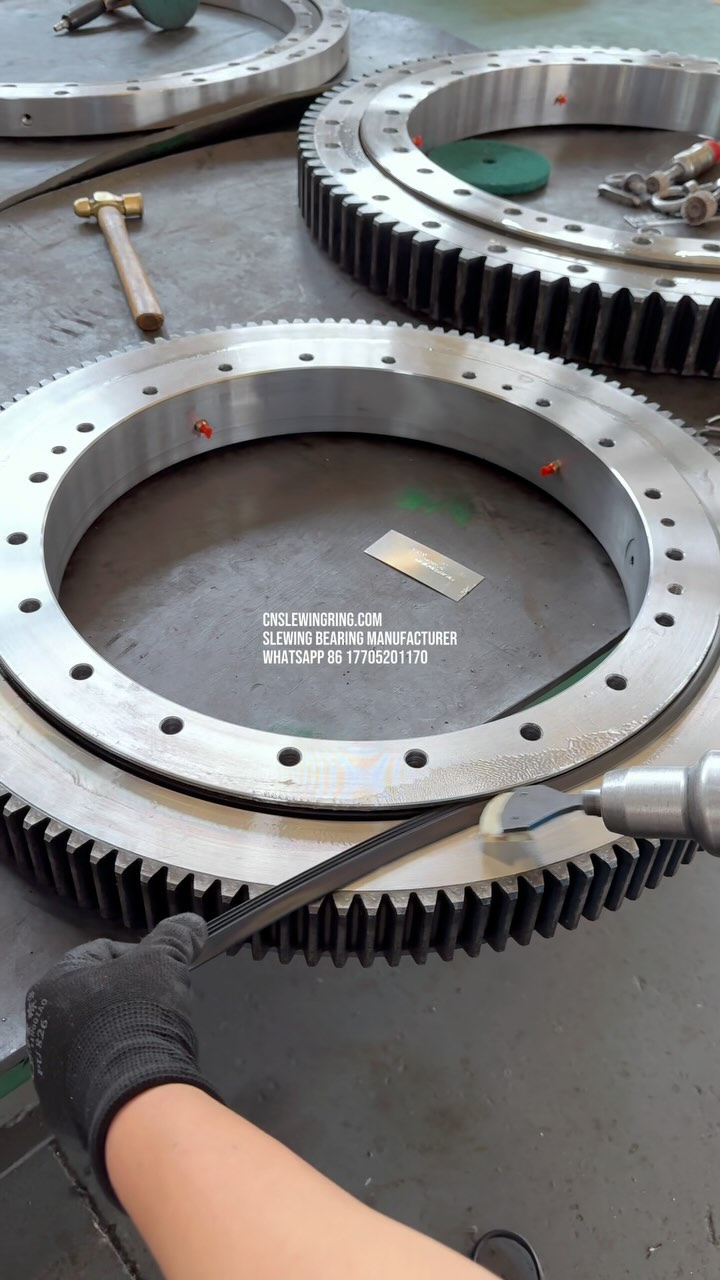 High-quality slewing bearings produced in China, with satisfactory service and price.😀