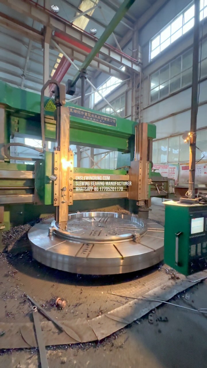 Our four-meter CNC lathe can produce slewing bearings with a diameter of 4 meters. Delivery time is 30…