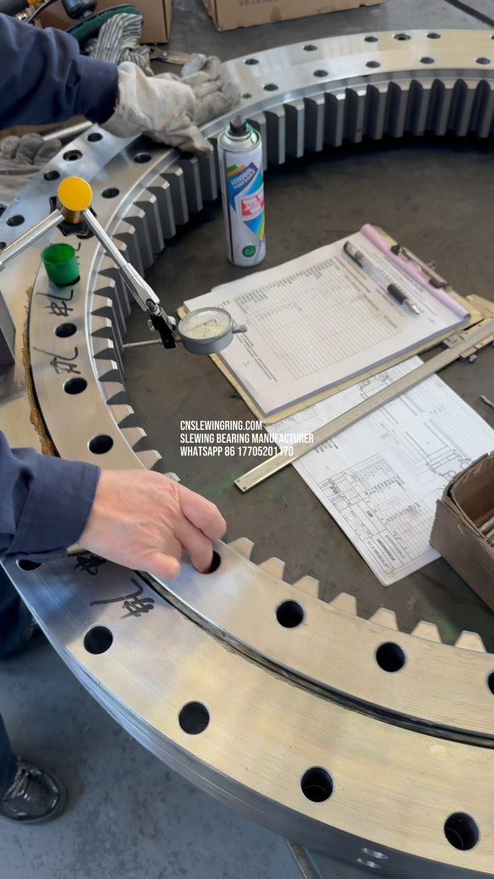 Do you know what we are measuring? cnslewingring.com Slewing bearing manufacturer WhatsApp 86 17705201170