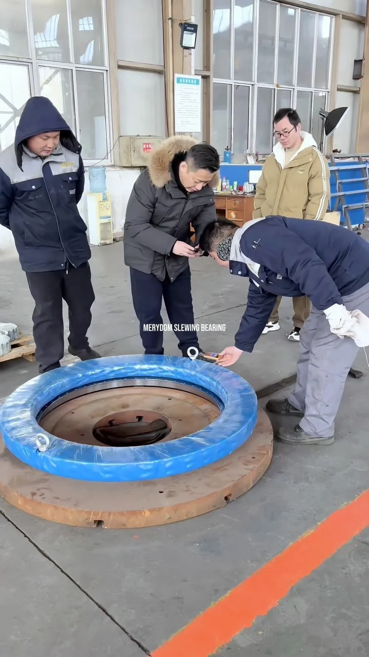 This type of slewing bearing is very difficult to process. It needs to have a thin and light…