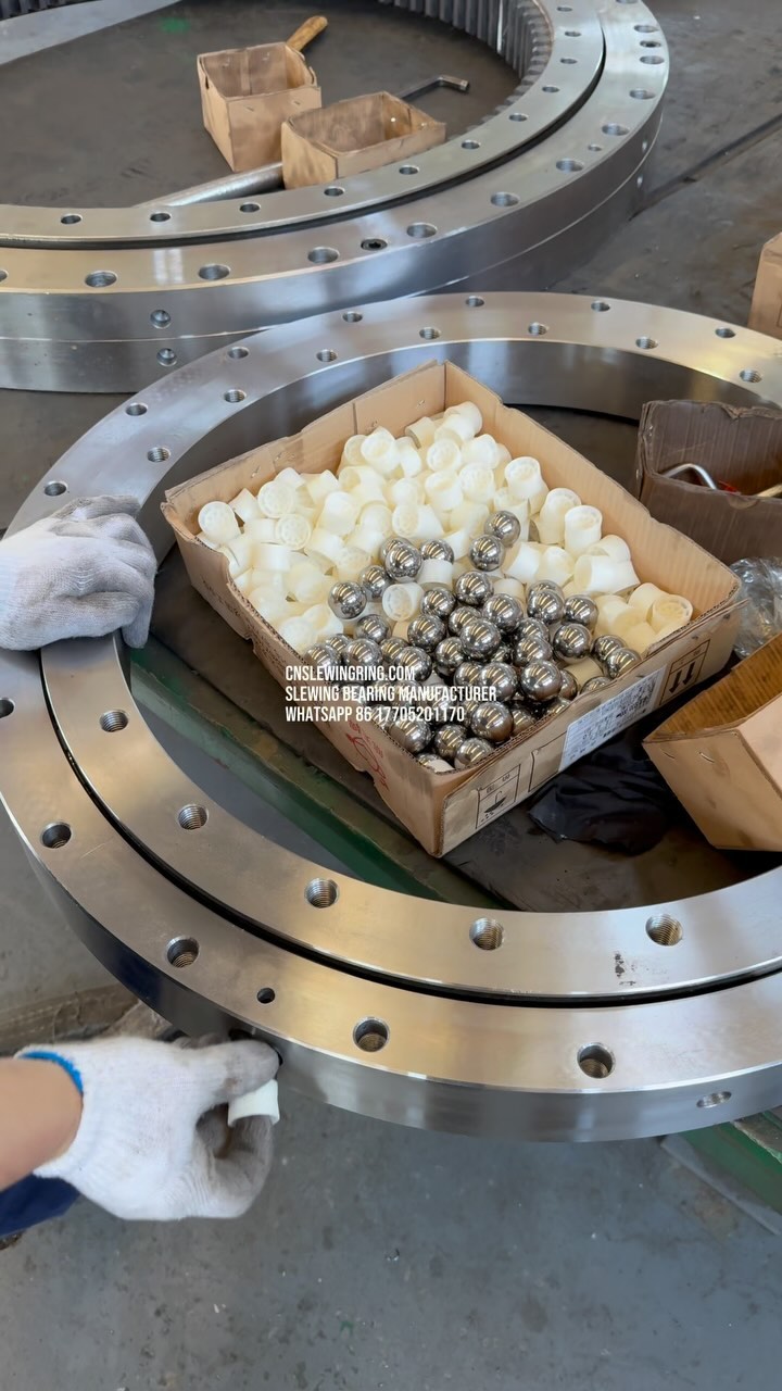 Slewing bearing installation process