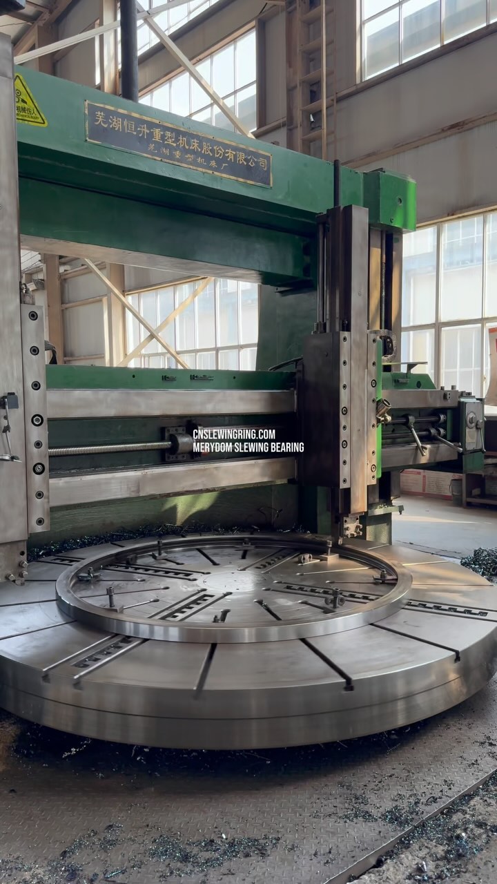Thin slewing bearing with a diameter of 2 meters.