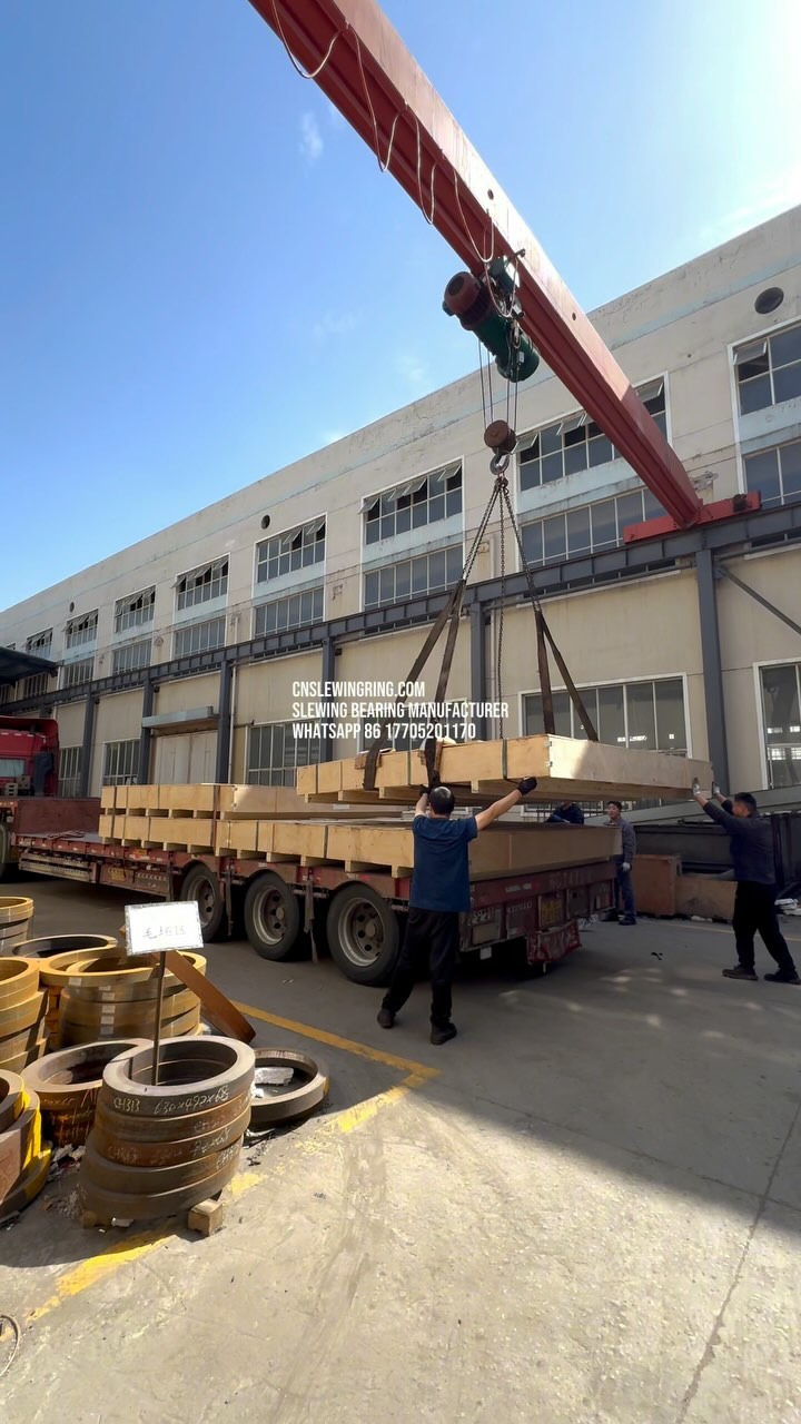 The first batch of slewing bearings has been delivered。😀