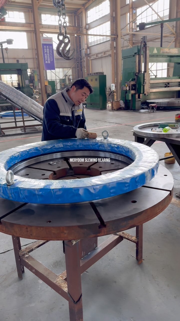 The slewing bearing of the turret base is ultra-thin, ultra-light, high-precision, with small starting torque all around, waterproof,…