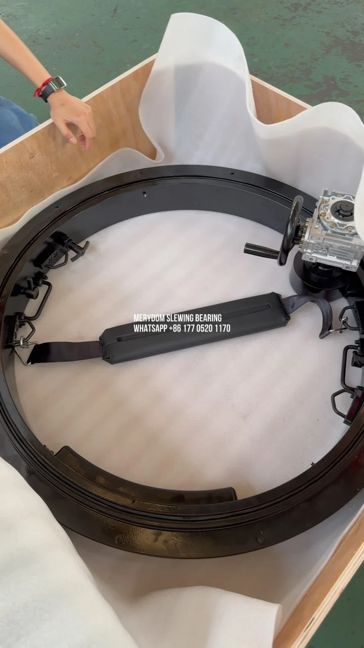 Defense industry, produced by MERYDOM slewing bearing, machine gun base bearing used on armored vehicles. The operator can…