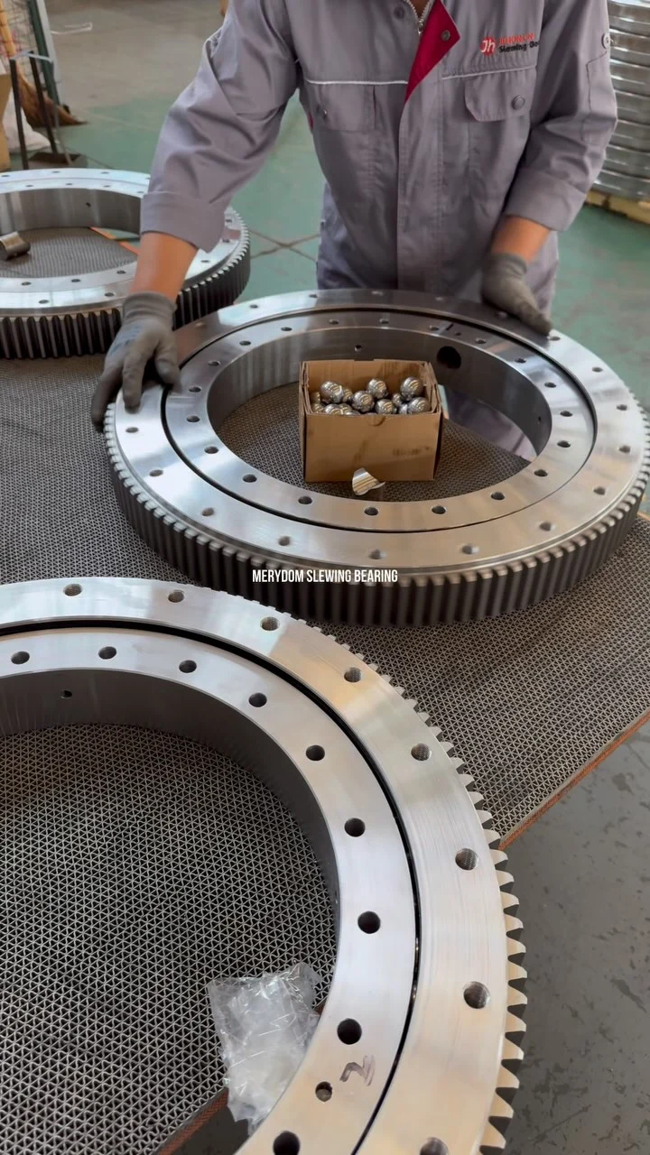 We use 3-4 steel balls to support the raceway composed of the inner and outer rings, and then…