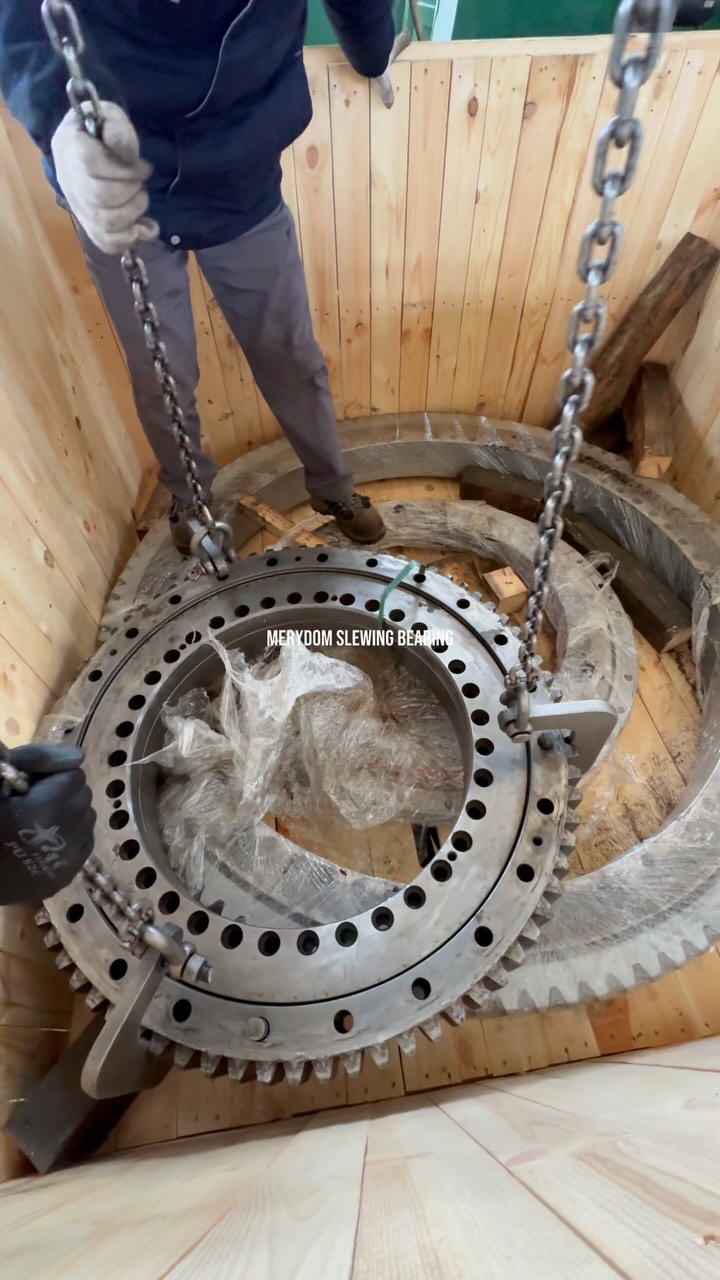 Our European customers sent us several tons of slewing bearing samples. Starting next week, we will conduct complex…