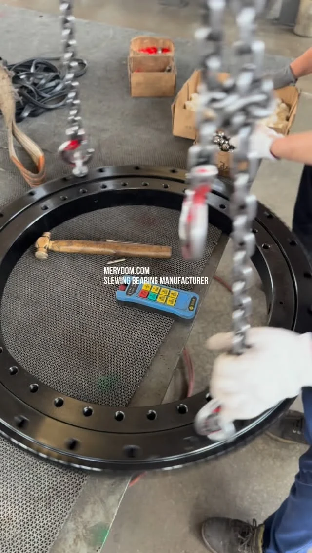 A powerful rotation begins with reliable engineering. MERYDOM Slewing Bearing is built for heavy-duty equipment that works under…