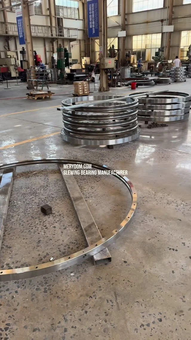 Thin slewing bearing with a diameter of 3 meters, manufactured by MERYDOM.